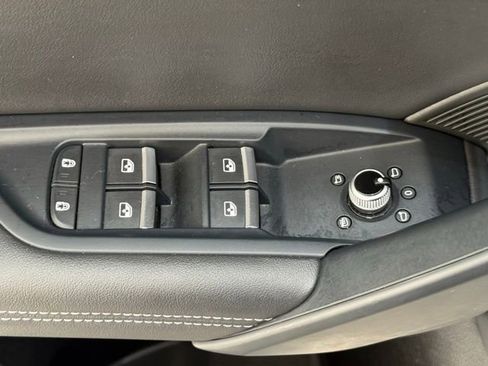 Used 2023 Audi Q5 2.0T Premium Plus image 34