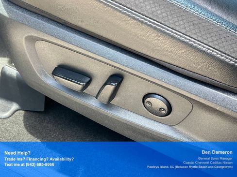 Certified 2025 Nissan Pathfinder SL FWD image 7