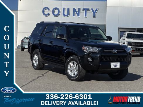 Used 2020 Toyota 4Runner SR5 image 1