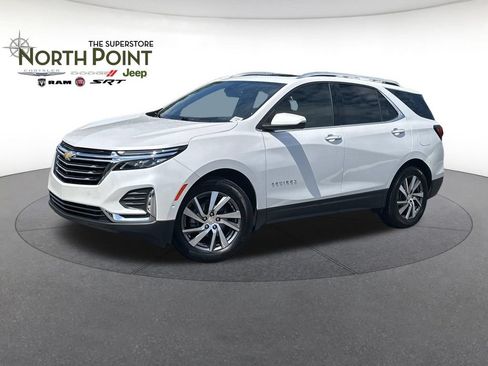 Used 2024 Chevrolet Equinox Premier FWD image 1