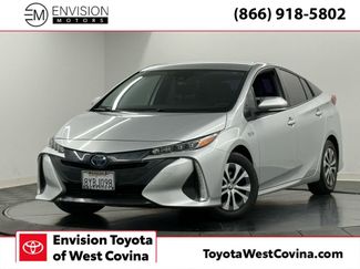 Used 2022 Toyota Prius Prime XLE video 1