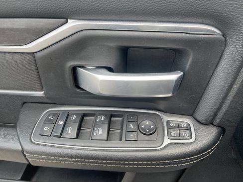 Used 2024 RAM 3500 Big Horn AWD/4WD image 13