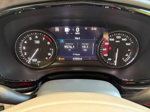 Certified 2022 Cadillac XT6 Premium Luxury w/ Technology Package AWD/4WD image 28