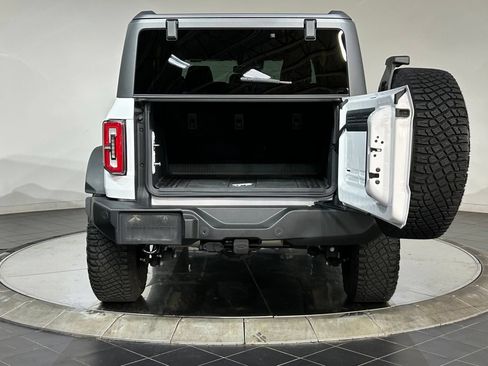 Used 2023 Ford Bronco Wildtrak AWD/4WD image 37