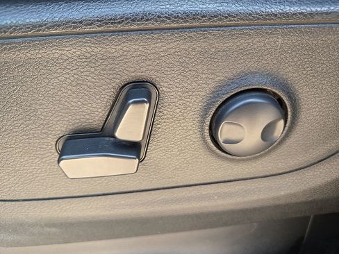 Used 2022 RAM 1500 Big Horn AWD/4WD image 19