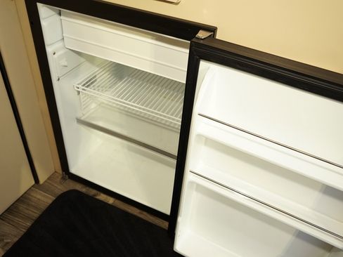 Used 2022 Mercedes-Benz Sprinter 3500 image 39