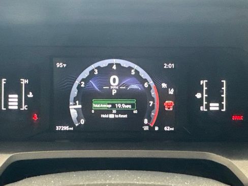 Used 2025 Toyota 4Runner SR5 AWD/4WD image 16