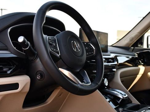 Used 2026 Acura MDX SH-AWD image 11