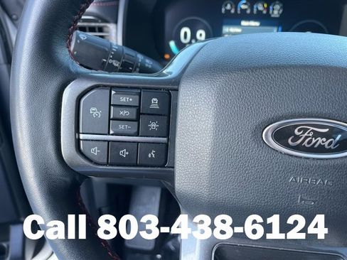 Used 2023 Ford Expedition Limited image 22