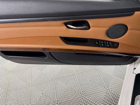 Used 2012 BMW 335i Convertible w/ M Sport Pkg image 20