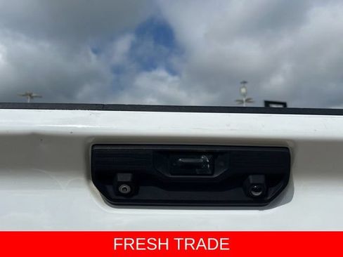 Used 2023 Chevrolet Silverado 2500 LTZ w/ LTZ Convenience Package AWD/4WD image 9