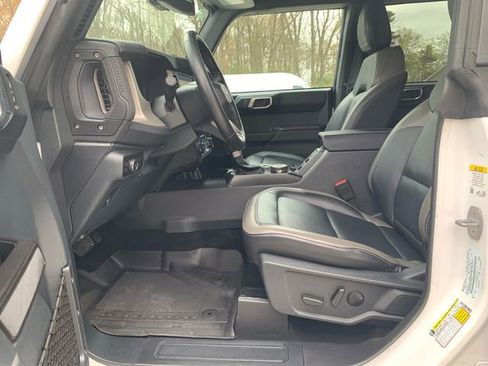 Certified 2025 Ford Bronco Outer Banks AWD/4WD image 37