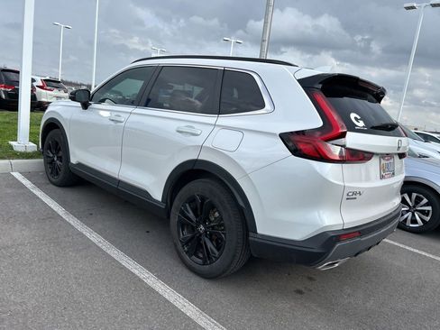 Used 2023 Honda CR-V Sport Touring image 4