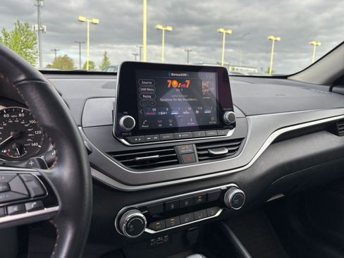 Used 2025 Nissan Altima 2.5 SR FWD image 20