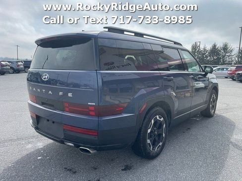 Used 2025 Hyundai Santa Fe SEL image 2