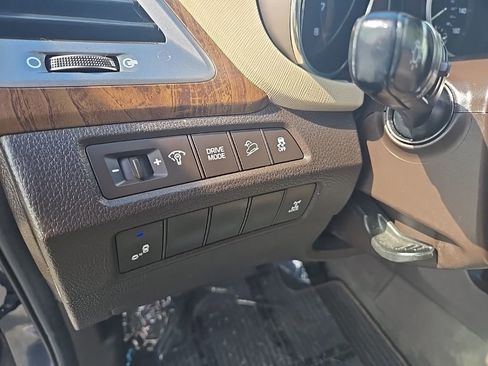 Used 2018 Hyundai Santa Fe Sport 2.0T w/ Cargo Package image 14