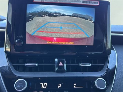 Used 2025 Toyota Corolla SE image 24