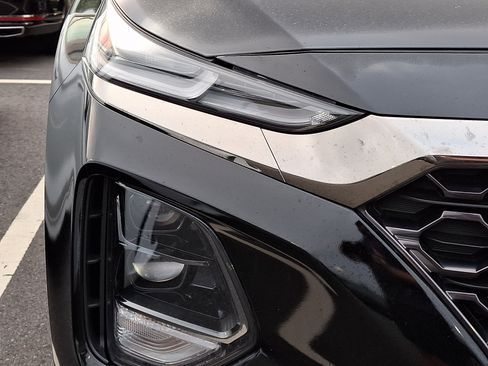 Used 2019 Hyundai Santa Fe Limited AWD/4WD image 9