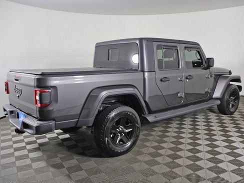 Used 2021 Jeep Gladiator Sport AWD/4WD image 8