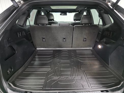 Used 2019 Ford Edge ST w/ Convenience Package AWD/4WD image 11