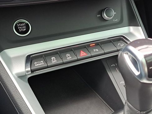 Used 2022 Audi Q3 2.0T Premium Plus image 29