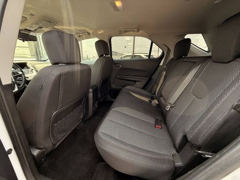 Used 2017 Chevrolet Equinox LT w/ Convenience Package FWD image 10