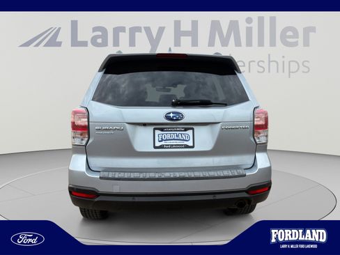 Used 2018 Subaru Forester 2.5i Limited AWD/4WD image 4