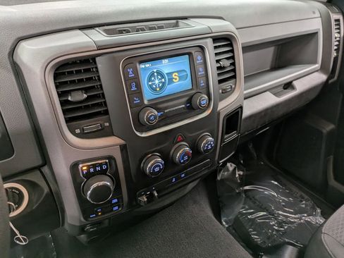 Used 2019 RAM 1500 Express w/ Express Value Package image 11