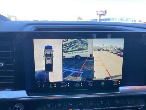 Used 2024 Chevrolet Silverado 2500 High Country w/ High Country Premium Package image 25