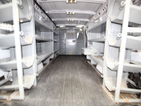 Used 2021 Chevrolet Express 3500 Extended w/ Driver Convenience Package RWD image 6