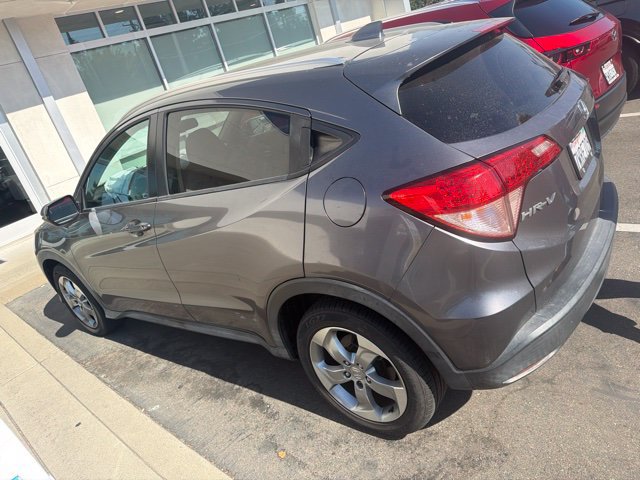 Used 2017 Honda HR-V EX-L image 2