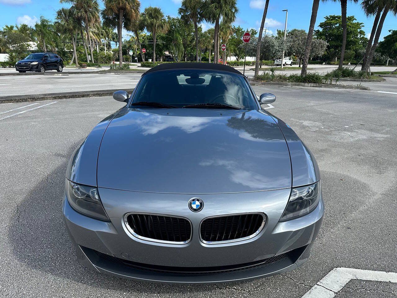 Used 2006 BMW Z4 3.0i RWD image 5