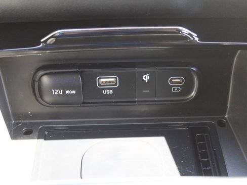 Certified 2023 Kia Sportage EX AWD/4WD image 39