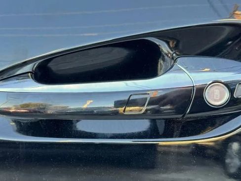 Used 2014 Mercedes-Benz SLK 250 image 11