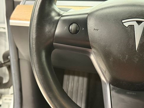 Used 2018 Tesla Model 3 Long Range RWD image 24