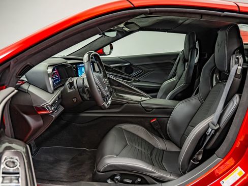Used 2025 Chevrolet Corvette Z06 w/ Stealth Interior Trim Package RWD image 43