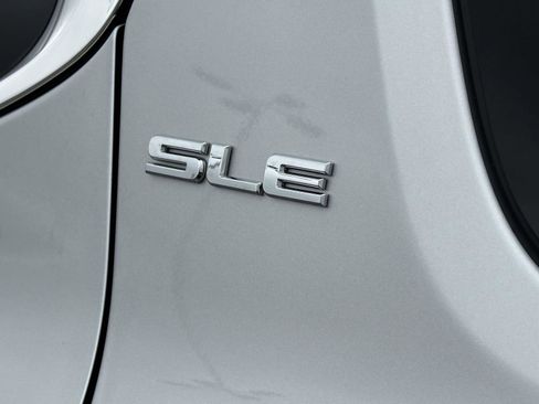 Certified 2017 GMC Acadia SLE w/ Driver Alert Package I AWD/4WD image 11