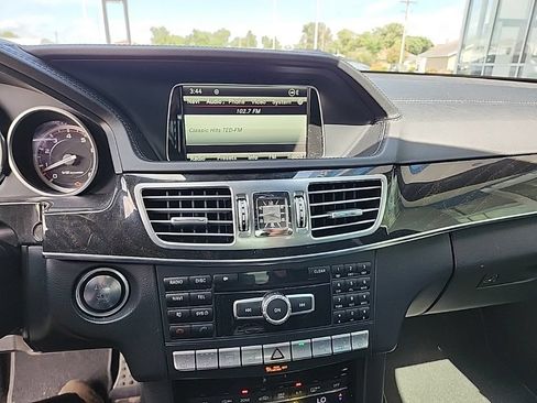Used 2014 Mercedes-Benz E 63 AMG S-Model image 15