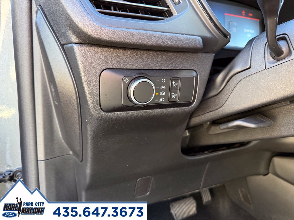 Used 2025 Ford Escape ST-Line AWD/4WD image 16