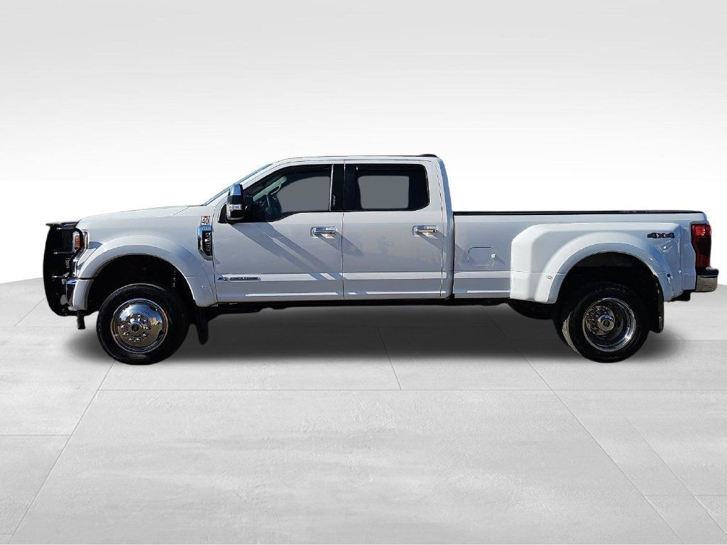 Used 2022 Ford F450 XLT w/ XLT Premium Package AWD/4WD image 6