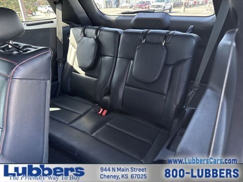 Used 2025 Ford Explorer ST-Line w/ ST-Line Street Pack image 21