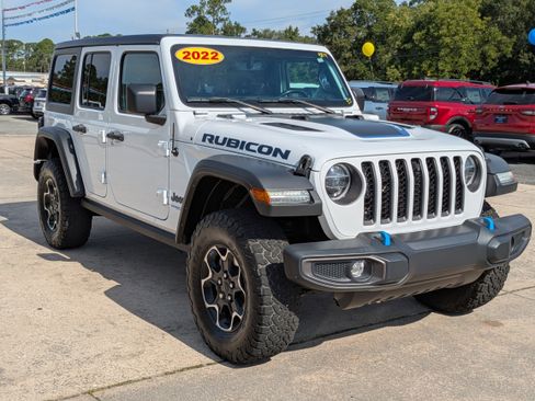 Used 2022 Jeep Wrangler Unlimited Rubicon 4xe w/ Cold Weather Group image 4