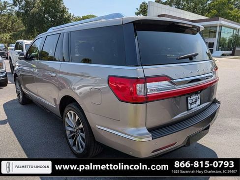 Used 2020 Lincoln Navigator L Reserve w/ Luxury Package AWD/4WD image 6