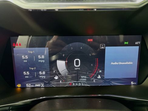 New 2025 GMC Canyon Elevation w/ Convenience Package image 12