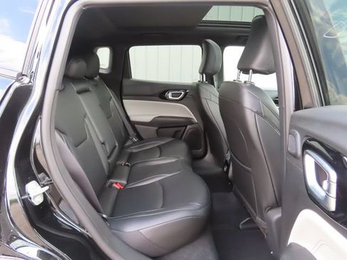 Used 2026 Jeep Compass Limited w/ Sun, Sound & Navigation Group AWD/4WD image 29