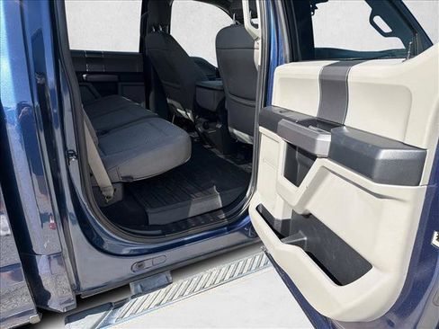 Used 2019 Ford F150 XLT w/ Equipment Group 302A Luxury AWD/4WD image 18