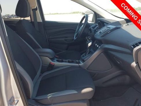 Used 2016 Ford Escape S FWD image 5