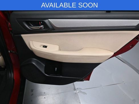 Used 2017 Subaru Outback 2.5i Premium AWD/4WD image 34