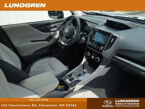 Used 2023 Subaru Forester Premium AWD/4WD image 10