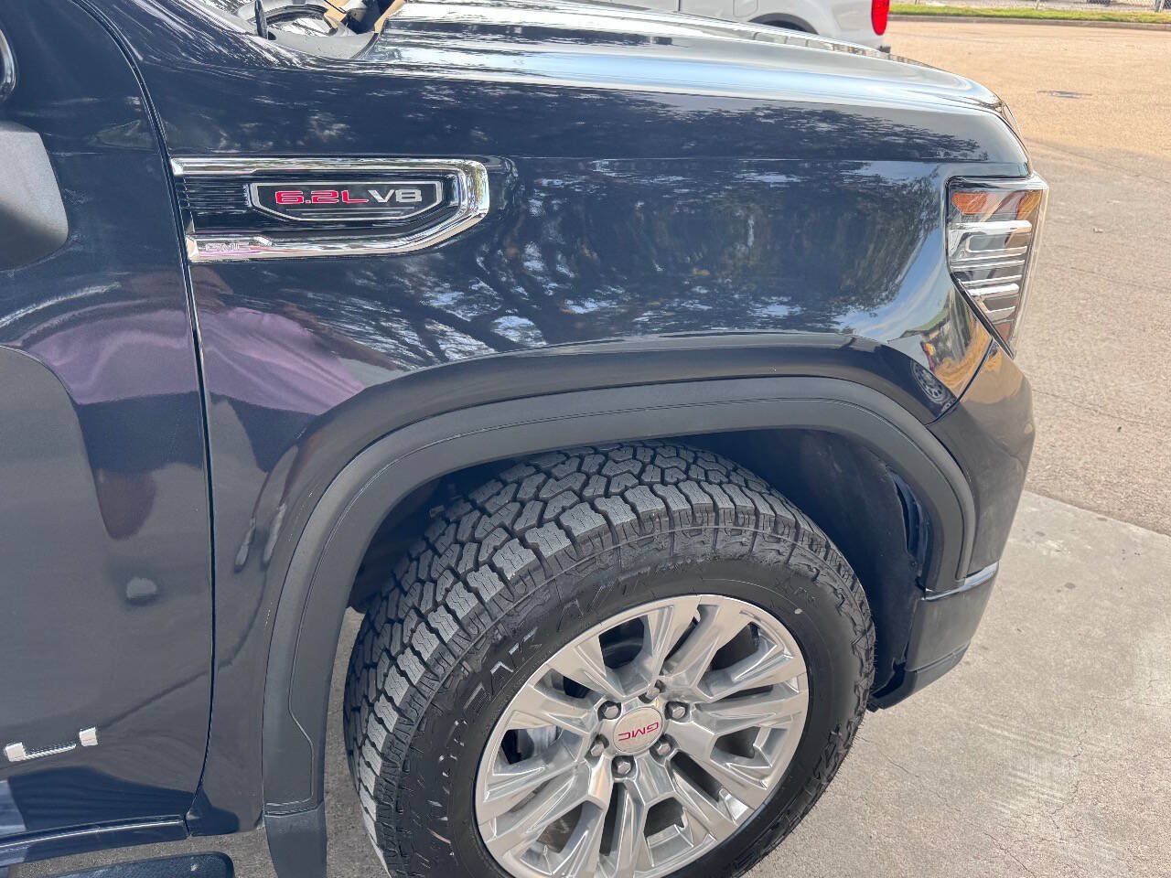 Used 2023 GMC Sierra 1500 Denali AWD/4WD image 4